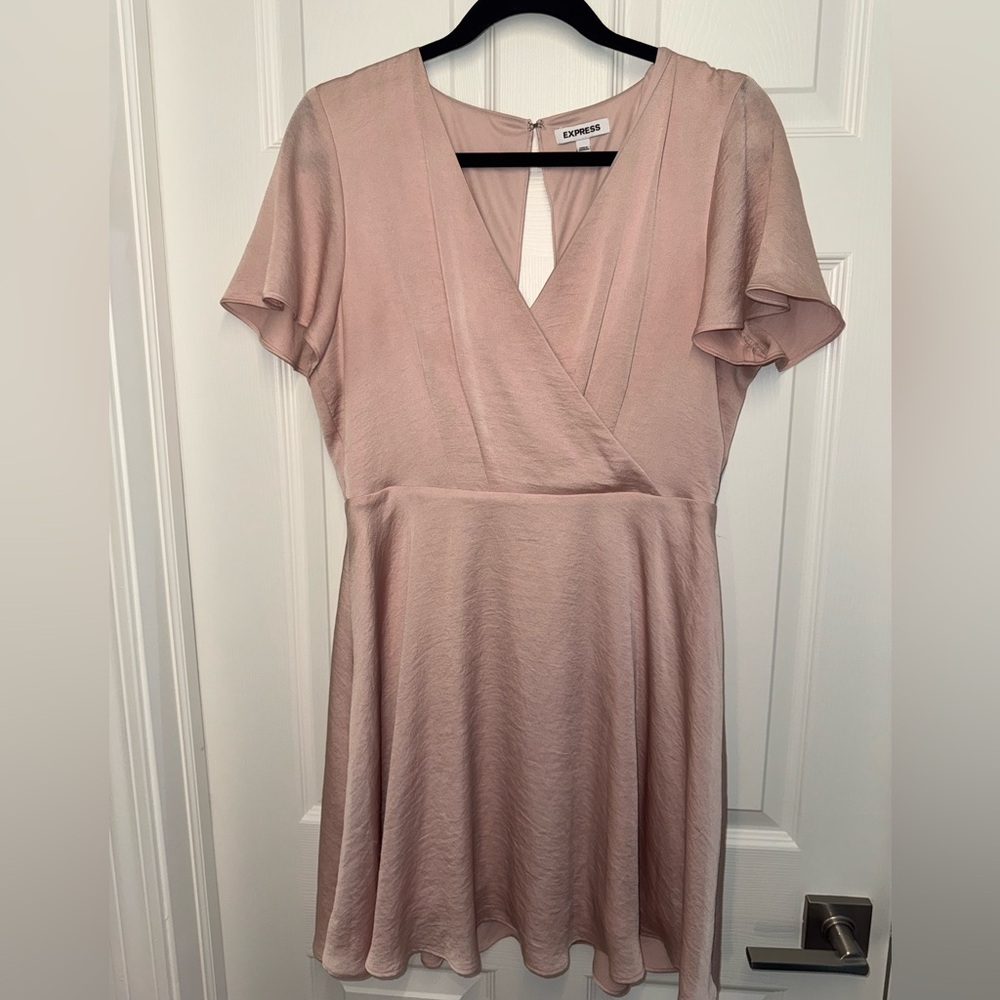 Pink Express Dress - Picture 3 of 4